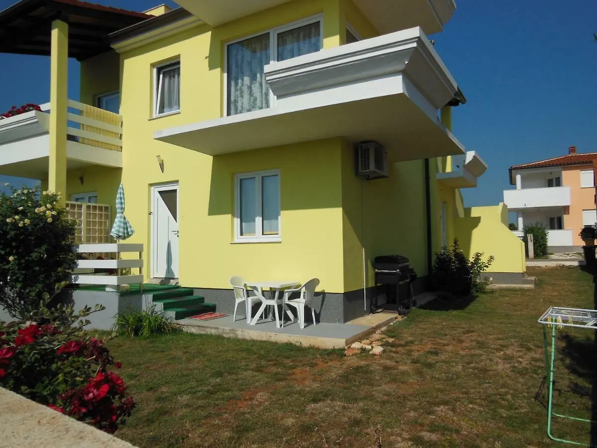 Villa Kamelija Fažana Croazia